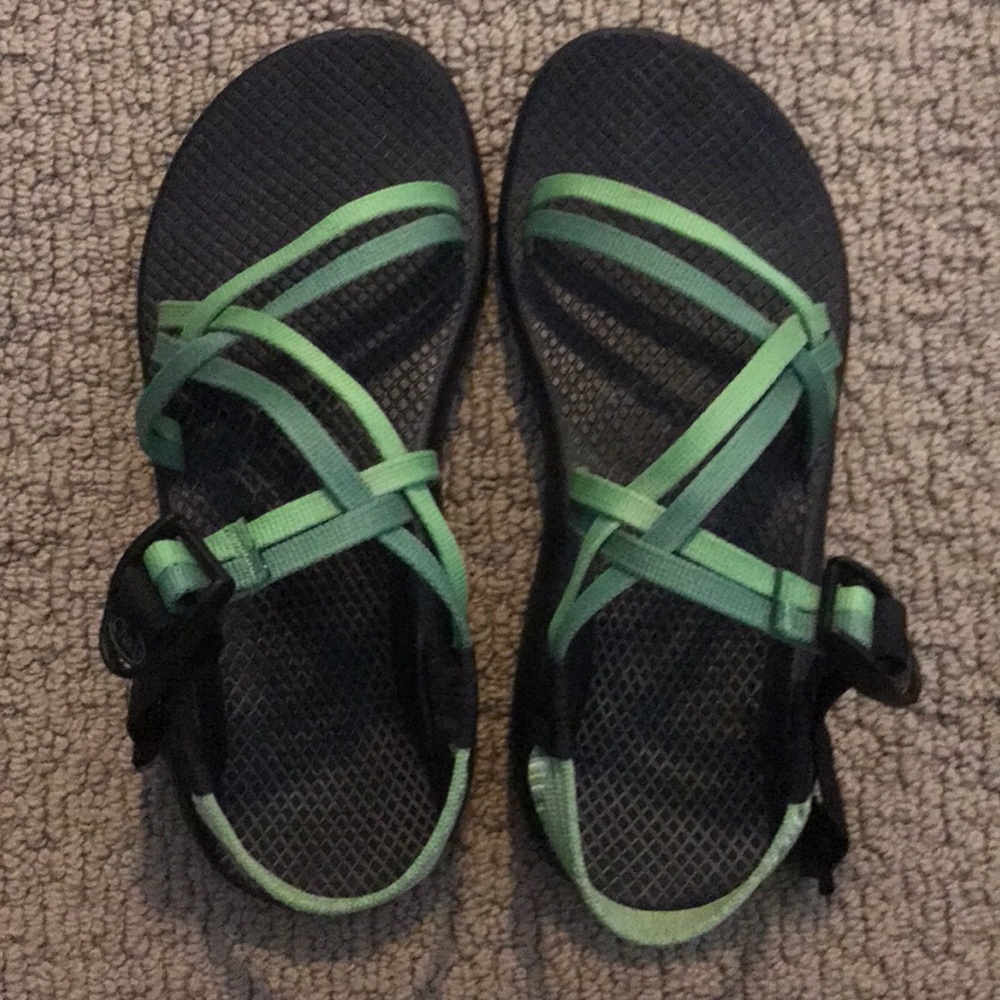 Green Size 7 Chacos